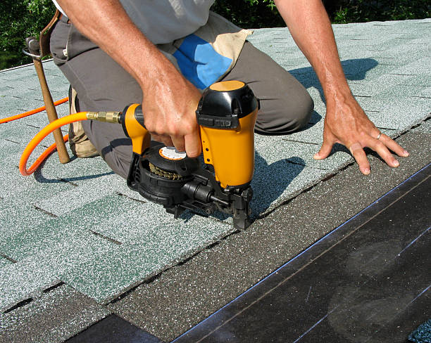 Best Roof Maintenance Services  in Groveport, OH